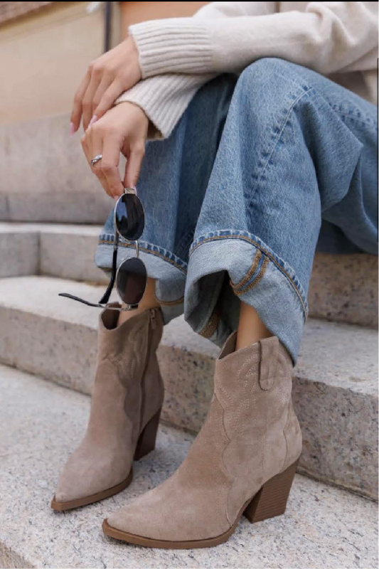 Camel Cowgirl Boot